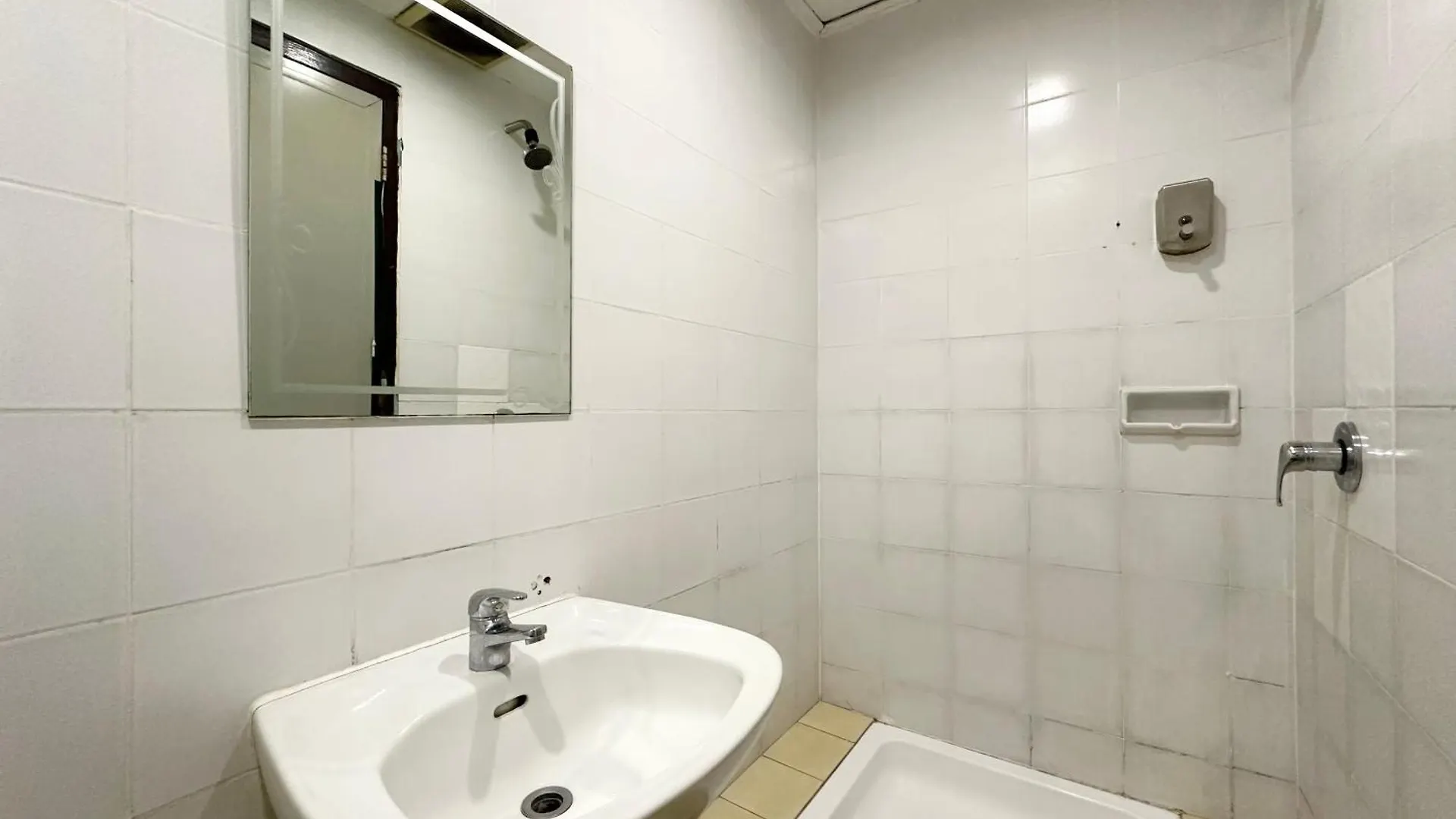 Park Hotel Kota Kinabalu 3*,